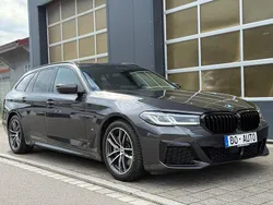 Grau Gebraucht 2023 BMW 540 M Sport Limousine | 44.900 € (Superpreis)