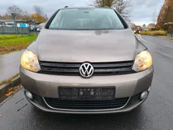 Braun Gebraucht 2013 VW Golf VII Life Limousine | 9.990 € (Guter Preis)