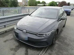 Delfingrau metallic Gebraucht 2023 VW Golf VIII Life Limousine | 22.210 € (Fairer Preis)