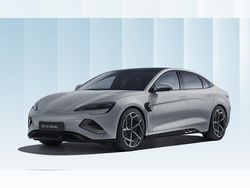 Schwarz Neu 2025 BYD Seal Comfort Limousine | 44.500 € (Fairer Preis)