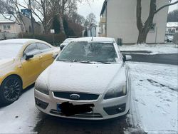 Silber Gebraucht 2006 Ford Focus Limousine | 750 € (Superpreis)