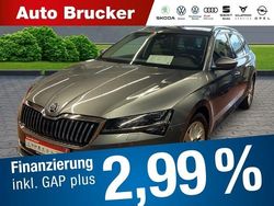 Grau Gebraucht 2022 Skoda Superb Premium Edition Kombi | 31.870 € (Fairer Preis)