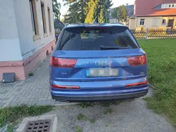 Blau Gebraucht 2017 Audi Q7 SUV | 23.000 € (Guter Preis)