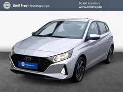 Silber Gebraucht 2023 Hyundai i20 Trend Kleinwagen | 16.950 € (Guter Preis)