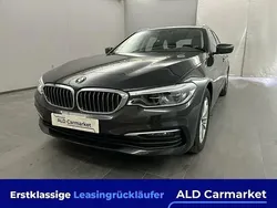 Lackierung: > sophistograu brillanteffekt Gebraucht 2020 BMW 520 Sport Line Kombi | 23.480 € (Guter Preis)