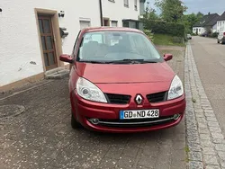 Rot Gebraucht 2006 Renault Scénic II Expression Van / Kleinbus | 2.499 € (Fairer Preis)