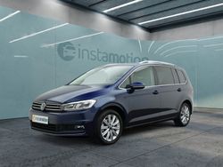 Blau Gebraucht 2024 VW Touran Highline Van / Kleinbus | 36.749 € (Etwas zu teuer)