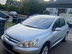Grau Gebraucht 2003 Peugeot 307 Kombi | 2.300 € (Teuer)