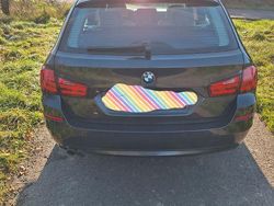 Grau Gebraucht 2012 BMW 530 Kombi | 10.600 € (Fairer Preis)