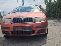Orange Gebraucht 2006 Skoda Fabia Cool Edition Kombi | 850 € (Superpreis)
