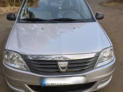 Silber Gebraucht 2011 Dacia Logan Limousine | 666 € (Superpreis)