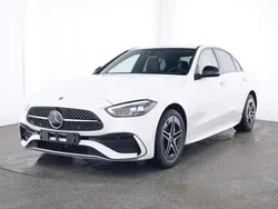 Weiß Gebraucht 2023 Mercedes C300 Limousine | 46.900 € (Etwas zu teuer)