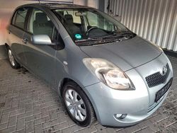 Silber Gebraucht 2008 Toyota Yaris Team Limousine | 5.900 € (Fairer Preis)