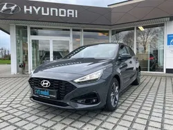 Ecotronic grey (pe2) metallic Gebraucht 2025 Hyundai i30 Advantage Limousine | 20.990 € (Guter Preis)