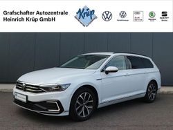 Weiß Gebraucht 2022 VW Passat GTE Kombi | 21.450 € (Fairer Preis)