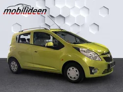 Grün Gebraucht 2010 Chevrolet Spark Kleinwagen | 3.849 € (Fairer Preis)