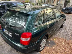 Grün Gebraucht 1999 Mazda 323F Edition Limousine | 1.000 € (Superpreis)