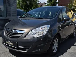 Grau Gebraucht 2013 Opel Meriva Active Van / Kleinbus | 6.999 € (Fairer Preis)