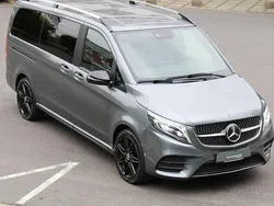 Selenitgrau metallic m Gebraucht 2021 Mercedes V300 AMG line Van / Kleinbus | 48.990 € (Guter Preis)