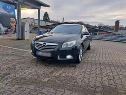 Schwarz Gebraucht 2011 Opel Insignia Limousine | 2.650 € (Guter Preis)