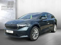 Grau Gebraucht 2021 Skoda Enyaq iV SUV | 33.490 € (Fairer Preis)