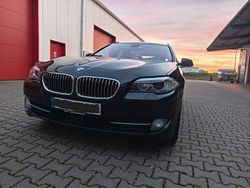 Schwarz Gebraucht 2011 BMW 528 Sport Line Kombi | 12.200 € (Fairer Preis)