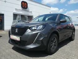 Grau Gebraucht 2021 Peugeot 2008 Active SUV | 15.990 € (Fairer Preis)
