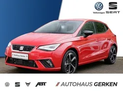 Rot Neu 2024 Seat Ibiza FR Limousine | 23.990 € (Etwas zu teuer)
