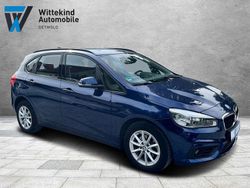 Blau Gebraucht 2018 BMW 218 Active Tourer Advantage Van / Kleinbus | 13.999 € (Guter Preis)