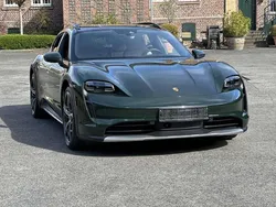 Brewstergreen Gebraucht 2023 Porsche Taycan Cross Turismo Limousine | 77.790 €