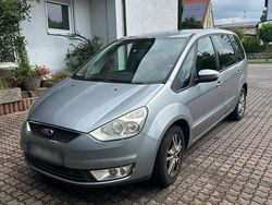 Grau Gebraucht 2008 Ford Galaxy Van / Kleinbus | 2.999 € (Fairer Preis)