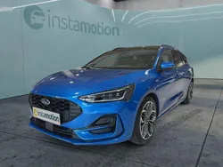 Blau Gebraucht 2024 Ford Focus ST-Line Kombi | 29.849 € (Fairer Preis)