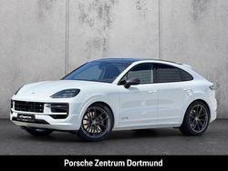 Weiss Neu 2025 Porsche Cayenne Coupe GTS Coupé | 178.177 € (Teuer)