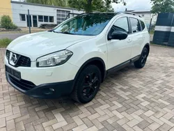 Weiß Gebraucht 2013 Nissan Qashqai +2 Visia SUV | 7.000 € (Etwas zu teuer)