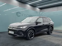 Schwarz Gebraucht 2024 VW Tiguan R-line SUV | 49.445 € (Fairer Preis)