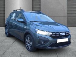 Zedergrün Neu 2025 Dacia Sandero Expression SUV | 18.679 €