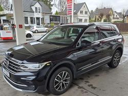 Deep black perleffekt Gebraucht 2022 VW Tiguan Business SUV | 22.222 € (Guter Preis)