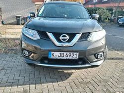 Grün Gebraucht 2017 Nissan X-Trail SUV | 15.000 € (Teuer)