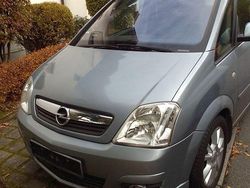 Silber Gebraucht 2008 Opel Meriva Edition Van / Kleinbus | 2.200 € (Fairer Preis)