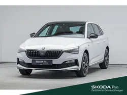 Moonweiß perleffekt/moonweis Gebraucht 2022 Skoda Scala Monte Carlo Kleinwagen | 23.499 € (Fairer Preis)
