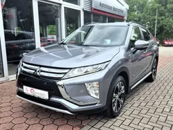 Grau Gebraucht 2019 Mitsubishi Eclipse Cross Top SUV | 18.980 € (Fairer Preis)
