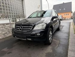 Schwarz Gebraucht 2006 Mercedes ML280 SUV | 6.499 € (Fairer Preis)