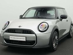 Grau Gebraucht 2024 Mini Cooper Classic Kleinwagen | 26.731 € (Etwas zu teuer)