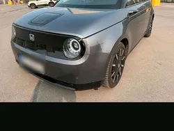 Grau Gebraucht 2021 Honda e Kleinwagen | 17.500 € (Fairer Preis)