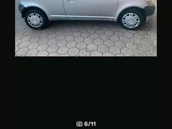 Silber Gebraucht 2002 Toyota Yaris Kleinwagen | 600 €