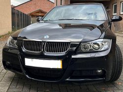 Schwarz Gebraucht 2006 BMW 330 M Sport Limousine | 7.200 € (Fairer Preis)