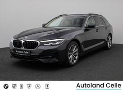 Sophistograu brillanteffekt a Gebraucht 2022 BMW 520 Sport Line Kombi | 34.499 € (Guter Preis)