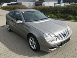 Bronze (metallic) Gebraucht 2007 Mercedes C180 Coupé | 5.990 € (Teuer)