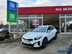 Weiß Neu 2025 Kia XCeed Spirit SUV | 31.140 € (Fairer Preis)