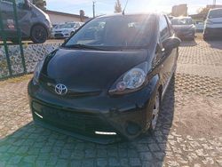 Schwarz Gebraucht 2014 Toyota Aygo Cool Kleinwagen | 3.500 € (Etwas zu teuer)